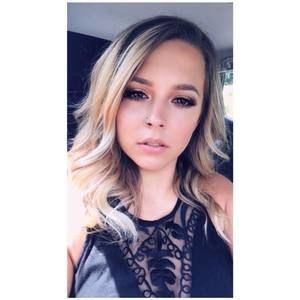 Meet your Posher, Alexandra